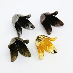 (52) Непрозрачная лаванда 4-лепесток крышки латунь цветок шарик, разноцветные, 17x22 мм, отверстие : 2.5 мм