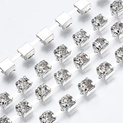 Серебро Латунь горный хрусталь цепь чашки, стразы цепи, класс А, кристалл, серебряный цвет гальваническим, 3.5 мм, около 28.87 футов (8.8 м) / пучок, с 1440 горный хрусталь шт