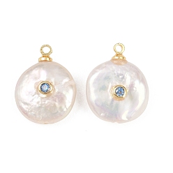 Васильковый Подвески из латуни с микропаве из кубического циркония и натуральным жемчугом, плоские круглые прелести, стойки покрытие, долговечный, без кадмия и без свинца, реальный 18 k позолоченный, васильковый, 16~20x12~14x6~8 мм, отверстие : 1.2 мм