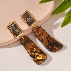 Сиена Серьги-гвоздики из сплава и страз, cmолой, прямоугольные, золотые, цвет охры, 75x20 мм