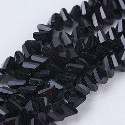 Schwarz Opaken Glasperlen Stränge, facettiert, Dreieck, Schwarz, 4.5x5x6 mm, Bohrung: 1 mm, ca. 100 Stk. / Strang, 13.7 Zoll (35 cm)