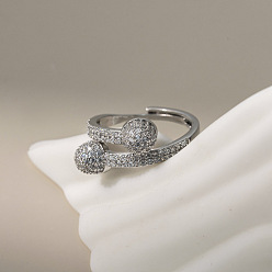 Платина Круглые латунные микропаве прозрачные кубические цирконии манжеты открытые кольца для женщин, платина, внутренний диаметр: 18 мм