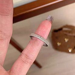 Платина Латунные кольца с кристаллами и стразами, звезда, платина, внутренний диаметр: регулируемый