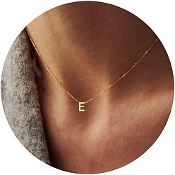 Letter E Латунные подвески начальные ожерелья для женщин, золотые, Письмо E, 15.75 дюйм (40 см)