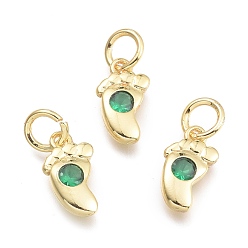 Зеленый Латунные микро проложить кубического циркония подвески, с целью перехода в кольце, детская ножка, реальный 18 k позолоченный, зелёные, 10.5x6x2.2 мм, Кольцо: 5x0.8 mm, отверстие : 3 мм