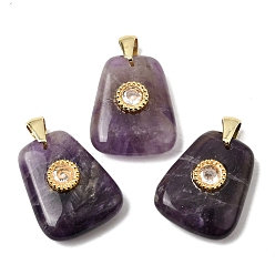 Аметист Подвески из натурального полосатого аметиста, Трапециевидные подвески с латунной инкрустацией из прозрачных кубических цирконий., золотые, стойки покрытие, 21.5x17~17.5x8 мм, отверстие : 3.5x4.3 мм