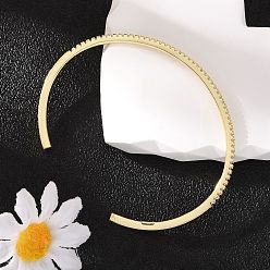 Настоящее золото 18K Открытый браслет-манжета из прозрачного кубического циркония, стеллаж для латунных украшений для женщин, без свинца и кадия, реальный 18 k позолоченный, внутренний диаметр: 2-1/4x1-7/8 дюйм (5.8x4.8 см)