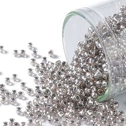 (1009) Silver Lined Light Grey Semi Matte Toho runde Rocailles, japanische Rocailles, (1009) silberfarbenes hellgraues Halbmatt, 11/0, 2.2 mm, Bohrung: 0.8 mm, über 1110pcs / Flasche, 10 g / Flasche