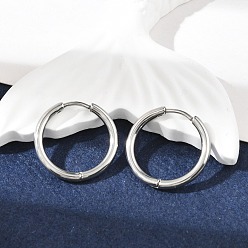 Нержавеющая Сталь Цвет Устойчивые к потускнению 304 серьги-кольца из нержавеющей стали, серьги Huggie с ручной полировкой, цвет нержавеющей стали, 12 датчик, 18x2 мм, штифт: 0.8 мм (± 0.1 мм), внутренний диаметр: 14 мм