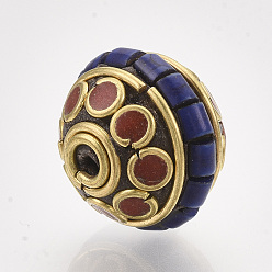 Blau Manuell Indonesiene Perlen, mit Messingbeschlägen und synthetischem Türkis, Doppelkegel, golden, Blau, 17x16 mm, Bohrung: 1.5 mm