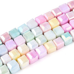 Разноцветный Антикоррозийные гальванические стеклянные бусины, имитация драгоценных камней, кубические, с покрытием AB цвета, граненые, два тона, красочный, 5.5~6.5x5.5~5.5~6.5x5.5~5.5~6.5 мм, отверстие : 1~1.2 мм, около 58~63 шт / нитка, 13.39~14.49'' (34~36.8 см)