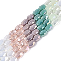Светлый Морско-зеленый Нити из гальванически покрытых искусственным нефритом и непрозрачных и прозрачных стеклянных бусин, смешанный стиль, овальные, с покрытием AB цвета, граненые, светло-зеленый, 5.5~6x4.5x3 мм, отверстие : 0.6~0.9 мм, около 56~63 шт / нитка, 13.58~15.55 дюйм (34.5~39.5 см)