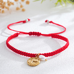 Красный Браслеты с подвесками из латуни и искусственного жемчуга, плетеные браслеты из полиэфирного шнура для женщин, овальные с листа, красные, 11.02 дюйм (28 см)