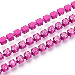 Фуксиновый Железо горный хрусталь чашка цепи, с катушкой, красно-фиолетовые, 2x2x2 мм, около 29.99 футов (9.14 м) / рулон