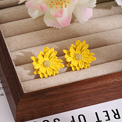 Золотистый Серьги-гвоздики из сплава с покрытием, окрашенным методом запекания, цветок, золотые, золотые, 25x24 мм