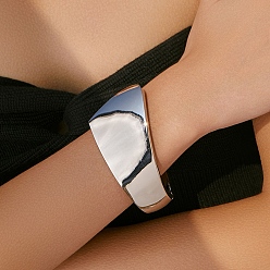 Платина Шарнирные браслеты из сплава для женщин, платина, 1-5/8 дюйм (4 см), внутренний диаметр: 2 дюйм (5.15 см) x 2-3/8 дюйм (6.1 см)