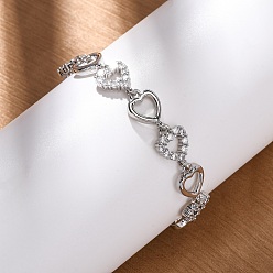 Платина Латунные браслеты с микропаве из прозрачных кубических цирконий для женщин, полые сердца, без кадмия и без свинца, стойки покрытие, долговечный, платина, 6-1/2 дюйм (16.6 см)