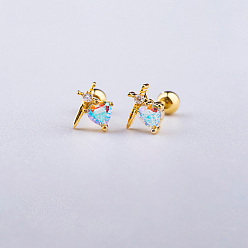 Сердце Серьги-гвоздики с латунным паве из небесно-голубого кубического циркония, с 316 l хирургическими штифтами из нержавеющей стали, золотые, сердце, Длина стержня: 6мм, штифты : 0.8 мм