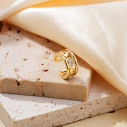 Сердце Элегантные геометрические серьги-каффы с латунным паве из прозрачных кубических цирконий, идеальный подарок для дам, золотые, сердце, 13x6 мм