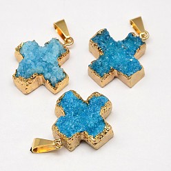 Blue Electroplate Rough Gemstone Natural Druzy Crystal Pendants, with Brass Findings, Golden Plated, Greek Cross, Dyed, Blue, 24~26x24~15x5~15mm, Hole: 4x9mm
