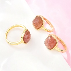 Клубничный Кварц Кольца на палец из натурального клубничного кварца с латунной фурнитурой., квадратный, граненые, стойки покрытие, золотые, 17 мм