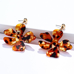 Сиена Серьги-гвоздики из сплава и акрила, цветок, золотые, цвет охры, 57x52 мм