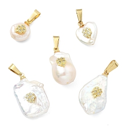 Oro Colgantes de perlas keshi barrocas naturales, dijes de formas mixtas con trébol de circonita cúbica transparente micro pavé de latón, blanco, dorado, 13~24x9~15x6~13 mm, agujero: 6x3 mm