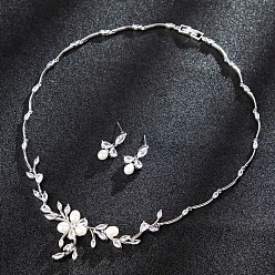 Платина Комплект из ожерелий с подвесками и серег-гвоздиков из цветочной латуни с микропаве из прозрачных кубических цирконий и пластикового жемчуга, платина, 410 мм