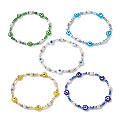 (52) Непрозрачная лаванда Эластичный браслет с лэмпворком и стеклянными бусинами от сглаза, разноцветные, внутренний диаметр: 2-1/4 дюйм (5.6 см)