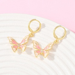 Pink Серьги-кольца с бабочками из латуни с микропаве из прозрачных кубических цирконий, с эмалью, стойки покрытие, без кадмия и без свинца, долговечный, золотые, розовые, 35x20 мм