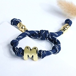 Прусский Синий Браслеты из хлопкового шнура с плетеным узлом и буквой М., латунные подвески в виде букв алфавита для женщин и мужчин, золотые, берлинская лазурь, внутренний диаметр: 1.97~2.76 дюйм (5~7 см)