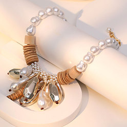 Цвет Древесины Подвеска в форме капли с искусственным жемчугом и пластиком CCB, ожерелья из натурального кокоса и дерева, с концевыми цепями из сплава, золотые, деревесиные, 21.65 дюйм (55 см)