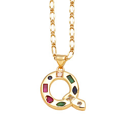 Letter Q Подвеска-колье с инициалом из латуни, украшенная разноцветными кубическими циркониями., золотые, Буква Q, 17.32 дюйм (44 см), Кулон : 20x20 мм