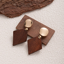 Rhombus Серьги-гвоздики из дерева и железа, золотые, ромб, 53x28 мм