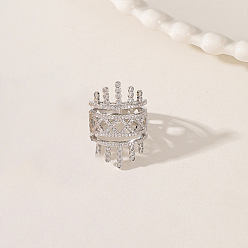 Платина Кольца с широкой полосой из полой латуни с микропаве и прозрачным кубическим цирконием, платина, размер США 9 (18.9 мм)