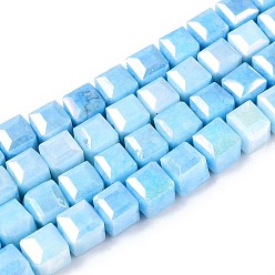 Светло-Голубой Антикоррозийные гальванические стеклянные бусины, имитация драгоценных камней, кубические, с покрытием AB цвета, граненые, два тона, Небесно-голубой, 7x7x6.5~7 мм, отверстие : 1.2~1.4 мм, около 53~54 шт / нитка, 14.49~15.08'' (36.8~38.3 см)