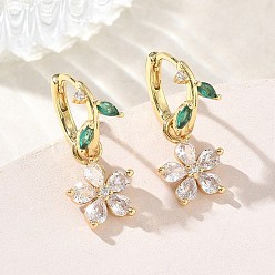 Настоящее золото 18K Женские серьги-кольца из латуни с микропаве из кубического циркония в форме цветка., стойки покрытие, долговечный, без свинца и без кадмия, реальный 18 k позолоченный, 24x10.5 мм