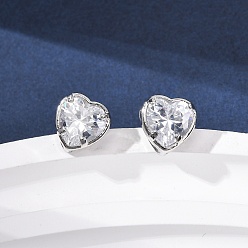 Сердце Серьги-гвоздики из латунного микро-паве, стойки покрытие, долговечный, без кадмия и без свинца, платина, сердце, 8.5x8.5 мм