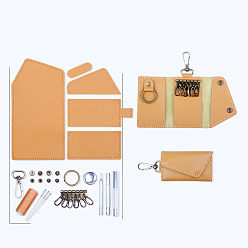 Marron Sablonneux Kit de fabrication de porte-clés, étui à clés, bricolage, y compris le tissu pu, fermoir, aiguille et fil, Sandy Brown, 10x6.3 cm