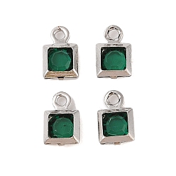 Зеленый Стеклянные подвески из латуни с покрытием стойки, без кадмия и без свинца, долговечный, квадратный, платина, зелёные, 7x4.5x2 мм, отверстие : 1 мм