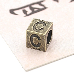 Letter C Европейские бусины из антикварного бронзового сплава, бусины с большим отверстием, куб с письмом, буква С, 7x7x7 мм, отверстие : 5 мм