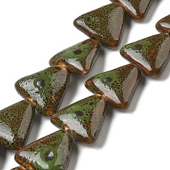 Светло-зеленый Коричневый Фарфора ручной работы бисер нитей, треугольные, оливковый, 17x18x7 мм, отверстие : 1.6 мм, около 23 шт / нитка, 14.17'' (36 см)