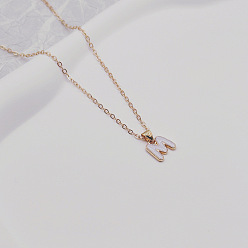 Letter M Ожерелья с подвесками из сплава и белой эмали, золотые, Буква М, 17.72 дюйм (45 см)