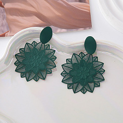 Темно-серый Сплав мотаться серьги стержня, овальные с цветком, темно-серый, 62x44 мм