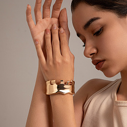 Золотой Браслеты из сплава в европейском стиле, широкие брюки для женщин, золотые, 1-3/8 дюйм (3.5 см), внутренний диаметр: 2-3/4 дюйм (7 см)