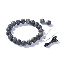 Larvikite Natürliche Larvikit-Perlen-Stretch-Armbänder, mit elastischem Faserdraht und Verpackungsbox, 2-1/8 Zoll (5.3~5.4 cm)