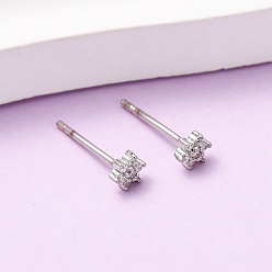 Платинированный Серьги-гвоздики в форме снежинки с микропаве из прозрачных кубических цирконий из латуни, Реальная платина, 4x4.5 мм