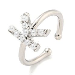 Letter K Латунные открытые манжеты для женщин, с ABS имитации жемчуга, без кадмия и без свинца, долговечный, буквы, Письмо K, внутренний диаметр: 17 мм, буква k: 11.5x8 мм