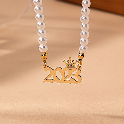 Number Женские ожерелья из круглого белого бисера с имитацией жемчуга и подвеской в виде короны в виде года рождения, золотые, число 2023, 14.96 дюйм (38 см)