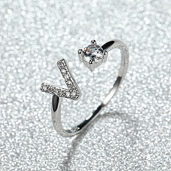 Letter V Манжеты из латуни с микро паве кубический цирконий для женщин, открытые кольца, платина, Буква V, внутренний диаметр: 16~19 мм